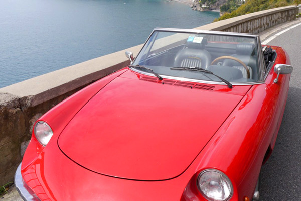 Alfa Romeo 1970 Convertible - Naples Car Rent