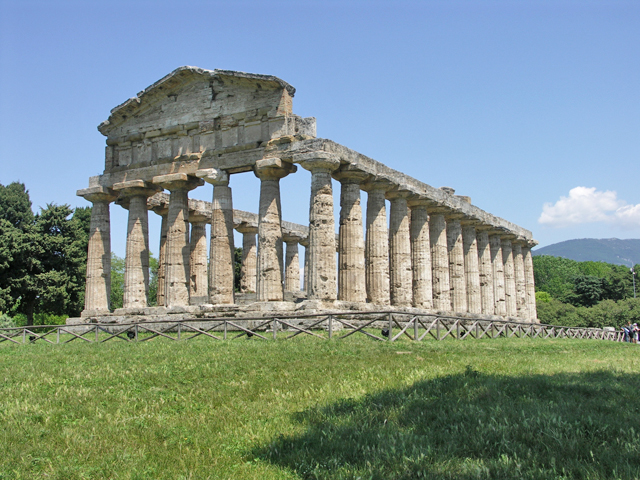 Visit Paestum greek temples by convertible car