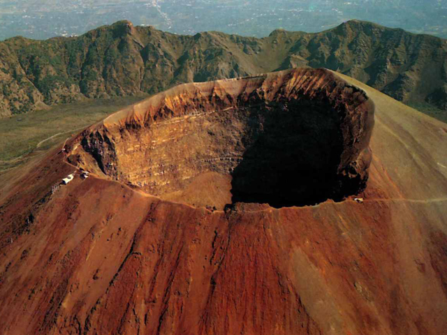 Visit Vesuvius volcano by convertible car